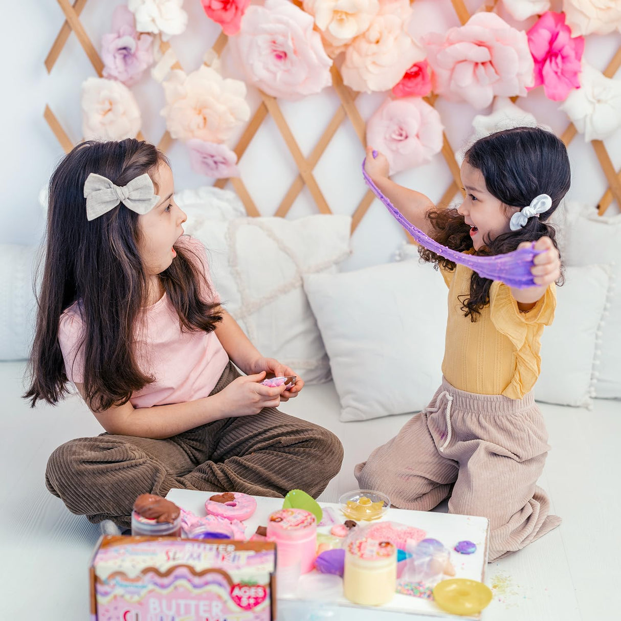 Butter Slime Kit pentru Fetițe – Slime Pufos și Parfumat, cu Accesorii Înghețată, Gogoși și Brioșe, Set Colorat și Distractiv