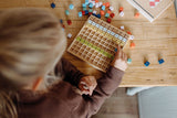 Tablă Adunări "Educate" FSC 100% – Joc Matematic din Lemn Certificat pentru Adunări până la 20, Cuburi cu Probleme și Soluții