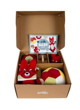 Baby Box 4–6 luni deschis, cu jucăriile în compartimente